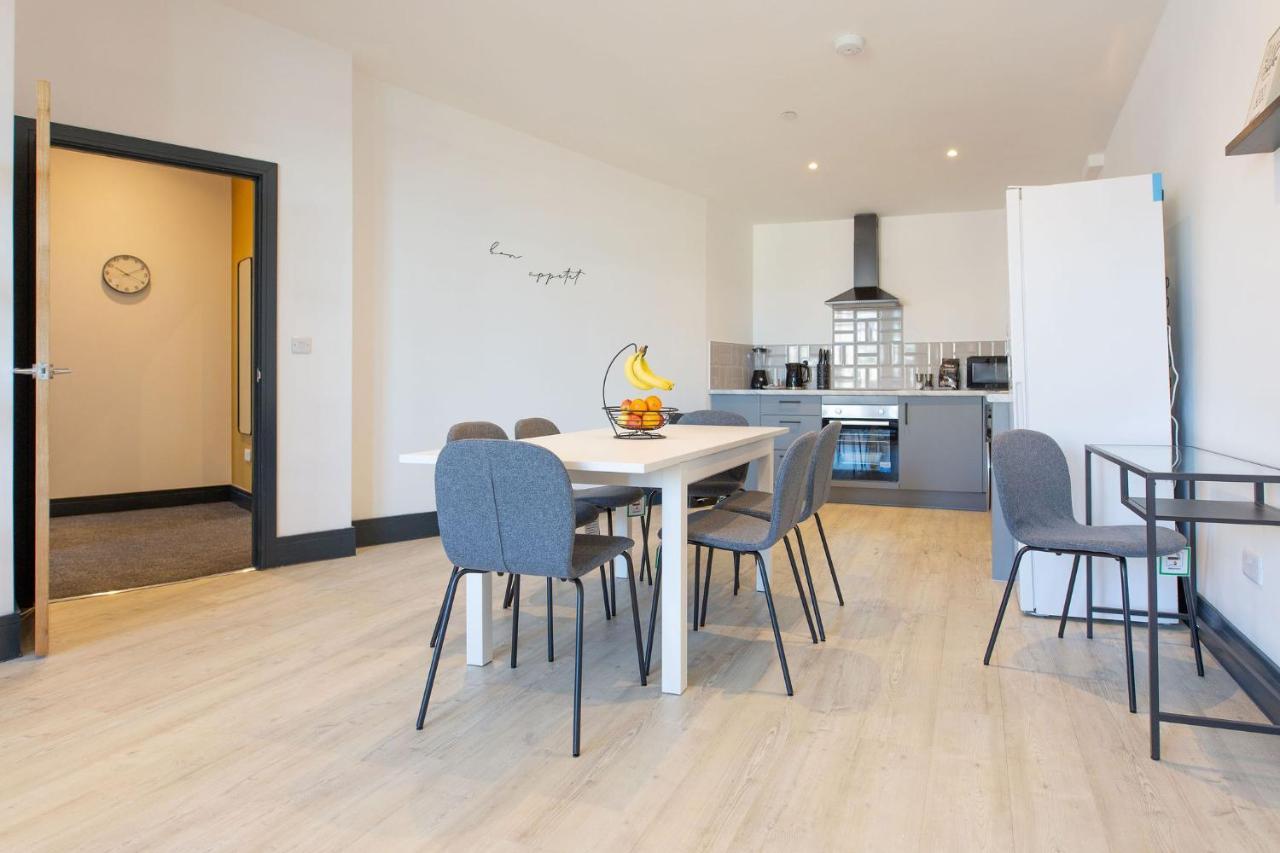 The Kingsway- 2 Bedroom Central Swansea Apartments By Stayright Esterno foto