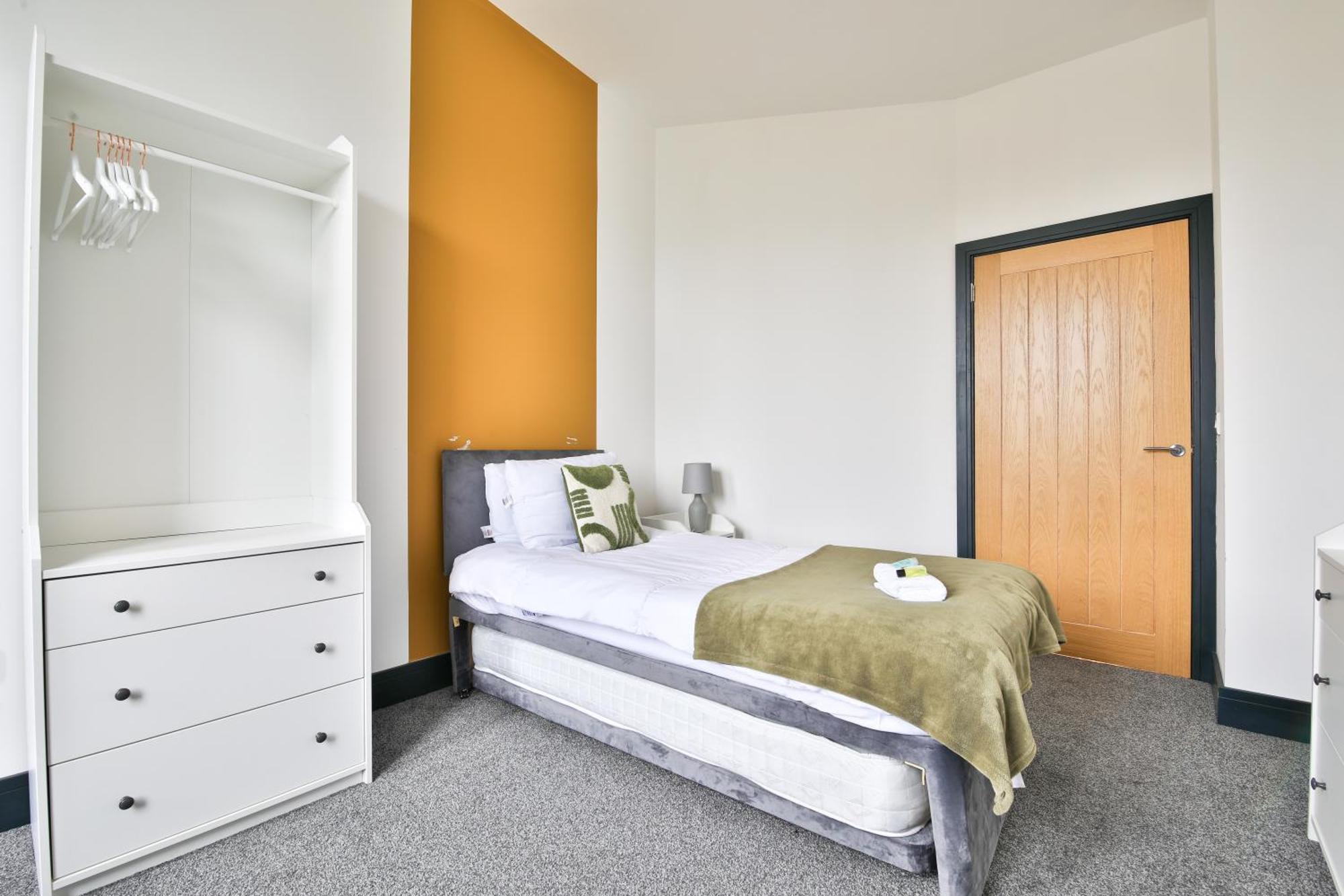 The Kingsway- 2 Bedroom Central Swansea Apartments By Stayright Esterno foto