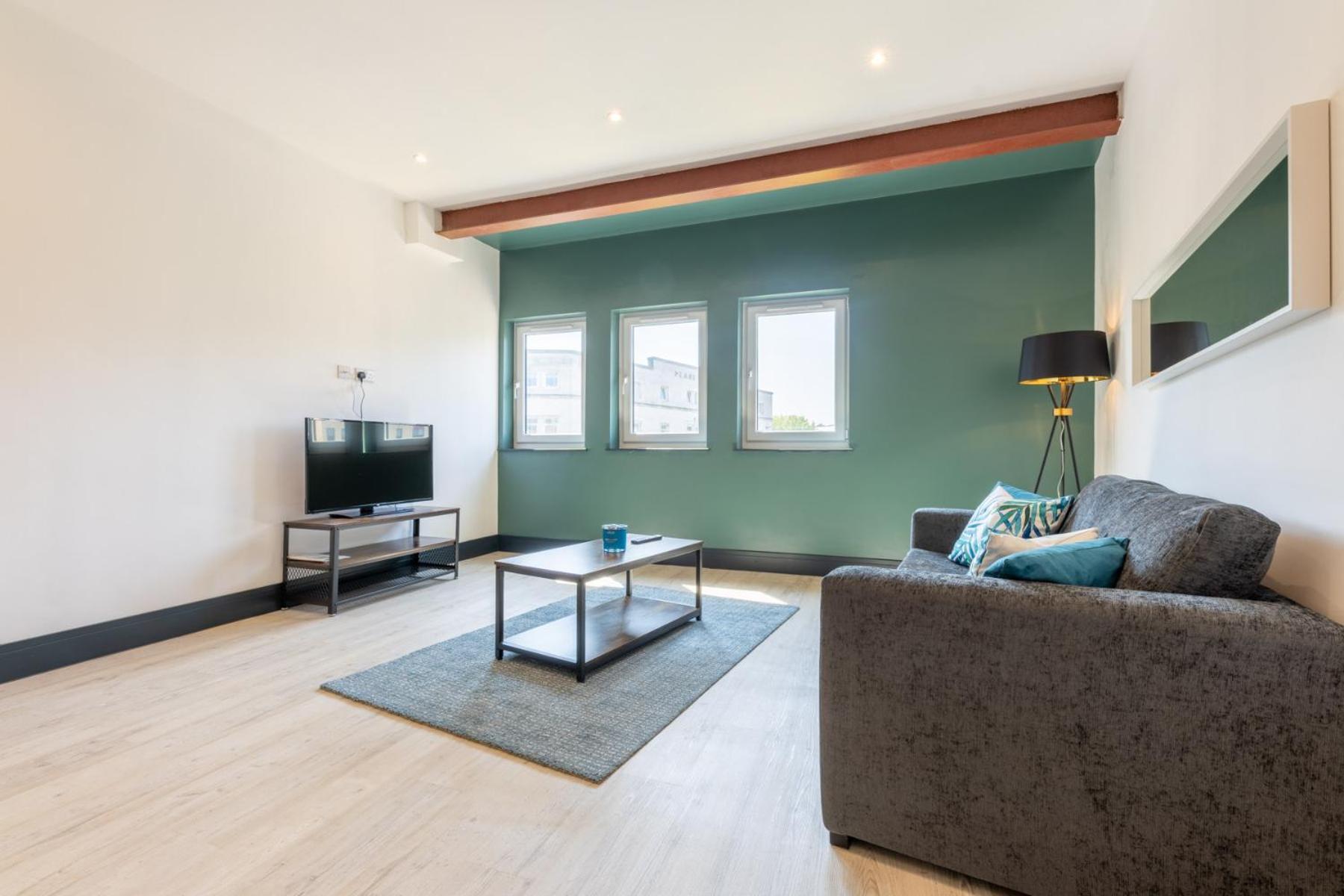 The Kingsway- 2 Bedroom Central Swansea Apartments By Stayright Esterno foto